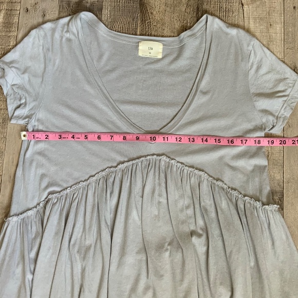 Anthropologie t.la Light Grey V Neck Babydoll Ruffle Peplum Cotton Tunic XS (S) - Picture 10 of 10